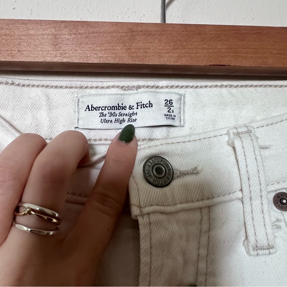 Abercrombie 90s Ultra High Rise Straight Jeans CL - Picture 4 of 8
